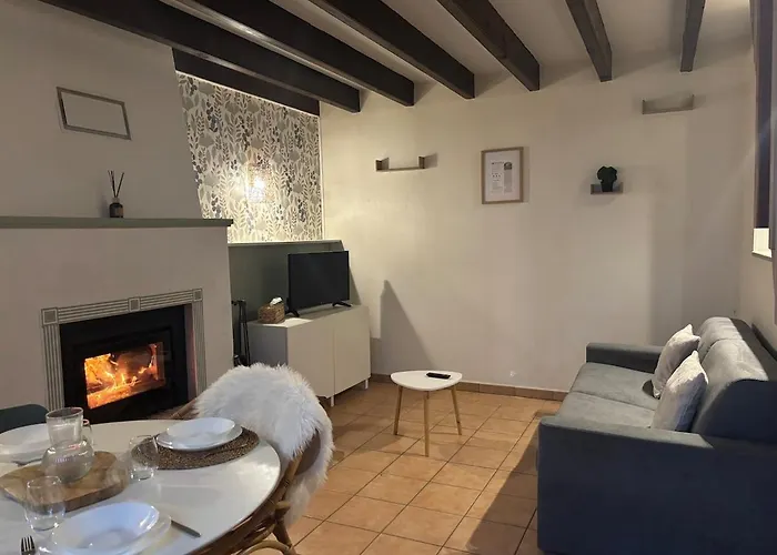 Casa vacanze La P'tite Maison De Cerisel Avec Piscine Privée